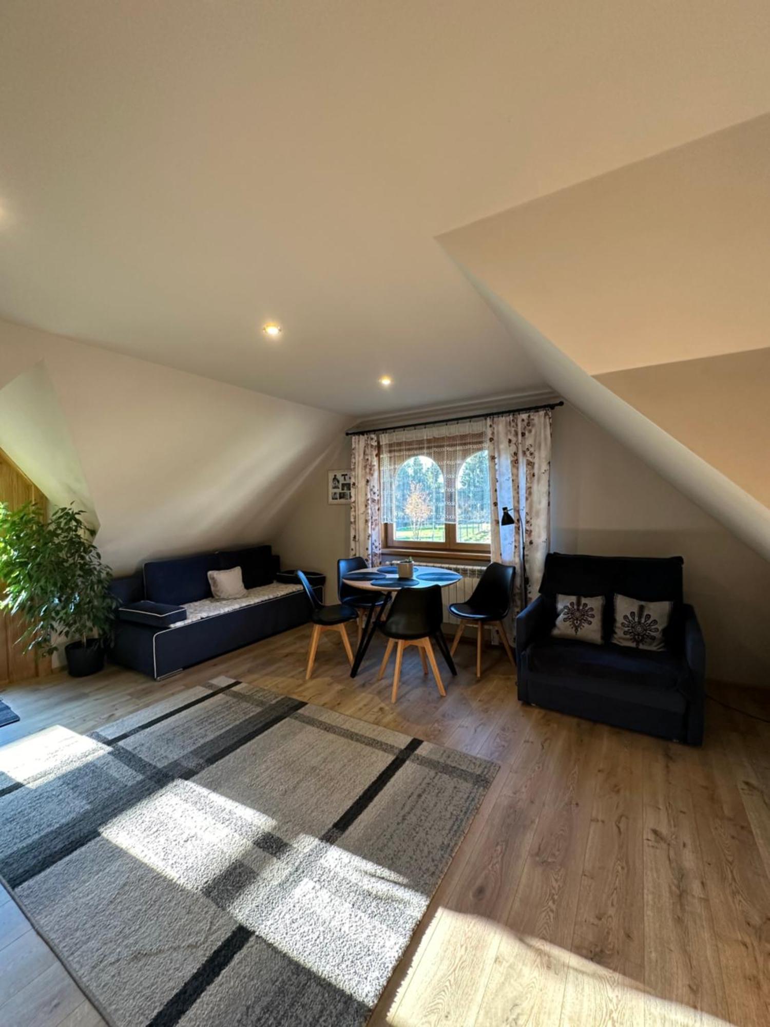 Apartament Gron コシチェリスコ エクステリア 写真
